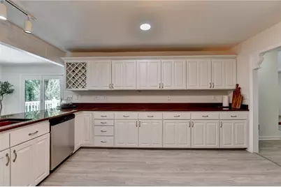 421 Oakleaf Trail, Suwanee, GA 30024 - Photo 15