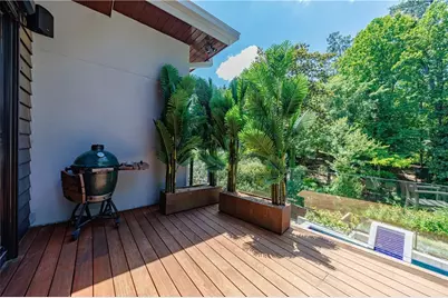 4036 Statewood Road NE, Atlanta, GA 30342 - Photo 33