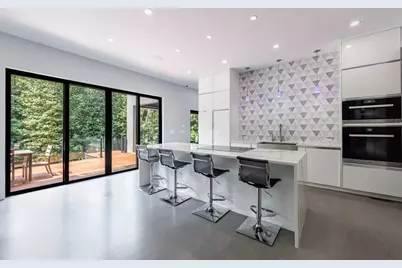 4036 Statewood Road NE, Atlanta, GA 30342 - Photo 13