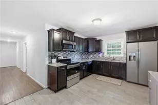 1237 S Enota Dr NE, Gainesville, GA 30501 - Photo 11