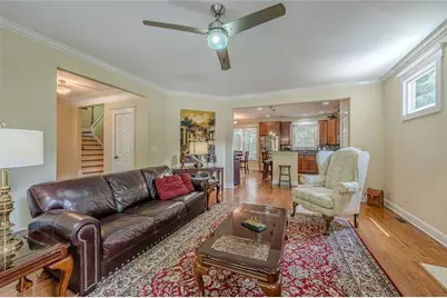 2084 Marshalls Lane, Atlanta, GA 30316 - Photo 17