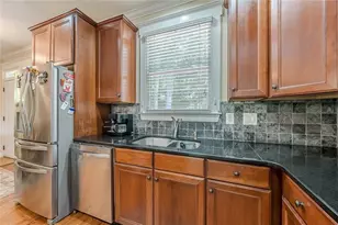 2084 Marshalls Ln, Atlanta, GA 30316 - Photo 13