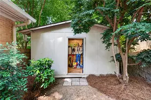 1844 Georgiana Dr NE, Atlanta, GA 30329 - Photo 33