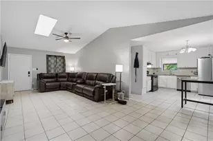 312 Hardwood Ln, Lawrenceville, GA 30044 - Photo 3