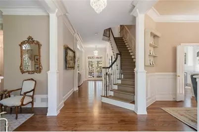 220 Sheridan Point Lane NE, Sandy Springs, GA 30342 - Photo 5