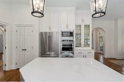 220 Sheridan Point Lane NE, Sandy Springs, GA 30342 - Photo 23