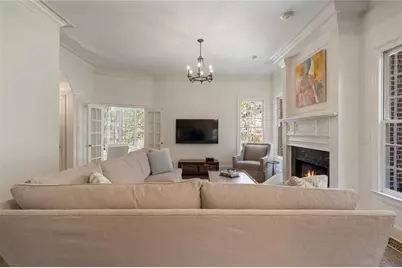 220 Sheridan Point Lane NE, Sandy Springs, GA 30342 - Photo 13