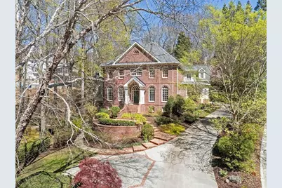220 Sheridan Point Lane NE, Sandy Springs, GA 30342 - Photo 3