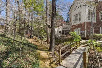 220 Sheridan Point Lane NE, Sandy Springs, GA 30342 - Photo 65