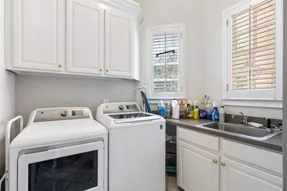 220 Sheridan Point Lane NE, Sandy Springs, GA 30342 - Photo 45
