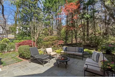 220 Sheridan Point Lane NE, Sandy Springs, GA 30342 - Photo 57