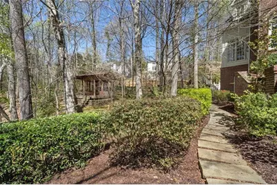 220 Sheridan Point Lane NE, Sandy Springs, GA 30342 - Photo 61