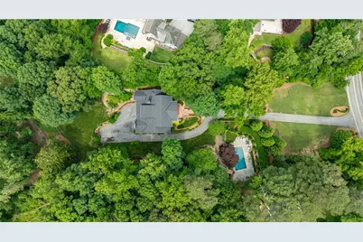 510 Londonberry Road, Atlanta, GA 30327 - Photo 117