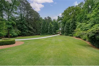 510 Londonberry Road, Atlanta, GA 30327 - Photo 119