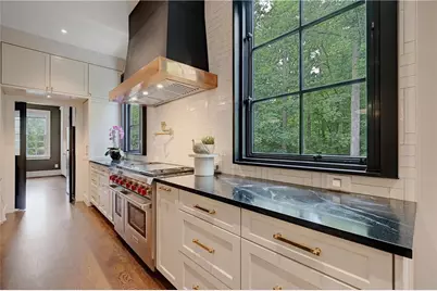 510 Londonberry Road, Atlanta, GA 30327 - Photo 25