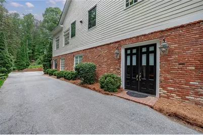 510 Londonberry Road, Atlanta, GA 30327 - Photo 121