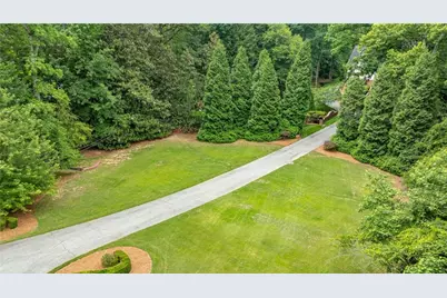 510 Londonberry Road, Atlanta, GA 30327 - Photo 115