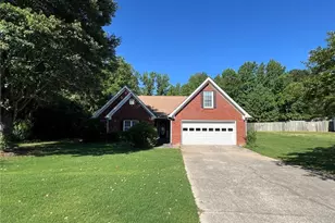 2925 Ashbyrn Ct, Buford, GA 30519 - Photo 1