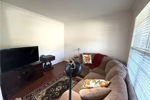 6640 Grand Magnolia Dr, Buford, GA 30518 - Photo 7