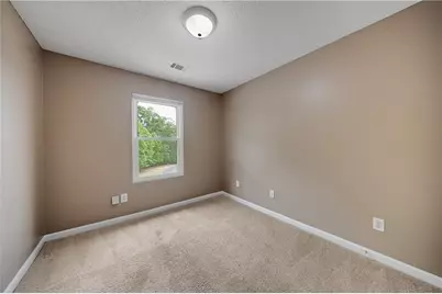 4203 Legacy Square, Atlanta, GA 30349 - Photo 33