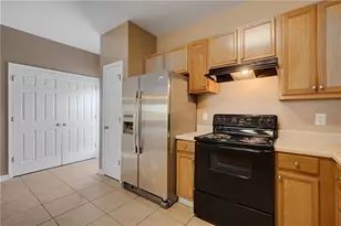 4203 Legacy Square, Atlanta, GA 30349 - Photo 19