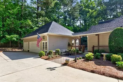 125 County Down, Fayetteville, GA 30215 - Photo 5
