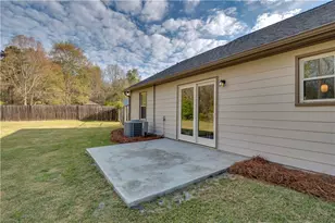 592 Linda Ln, Powder Springs, GA 30127 - Photo 19
