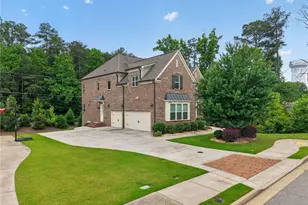 2555 Wood Fern Ln, Cumming, GA 30041 - Photo 3