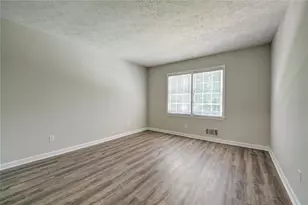 4566 Mountain Creek Dr NE, Roswell, GA 30075 - Photo 13