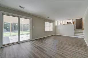 4566 Mountain Creek Dr NE, Roswell, GA 30075 - Photo 7
