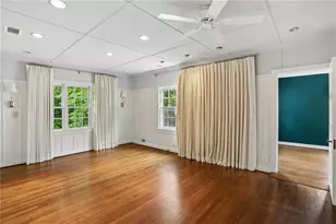 3648 Kingsboro Rd NE, Atlanta, GA 30319 - Photo 5