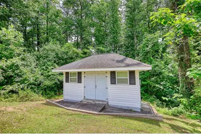 2119 Briar Glen Lane, Atlanta, GA 30331 - Photo 31