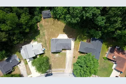 2119 Briar Glen Lane, Atlanta, GA 30331 - Photo 35