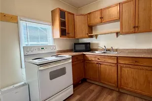 212 Highland Dr, Winder, GA 30680 - Photo 9