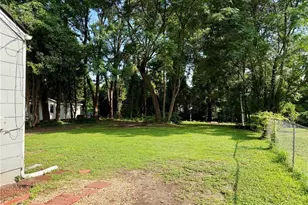 212 Highland Dr, Winder, GA 30680 - Photo 5