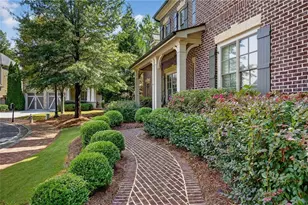 10845 Carrissa Trail, Alpharetta, GA 30022 - Photo 5