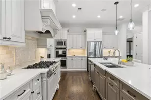 10845 Carrissa Trail, Alpharetta, GA 30022 - Photo 19