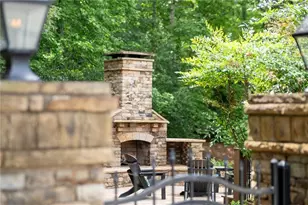 701 Hallbrook Ct, Alpharetta, GA 30004 - Photo 97