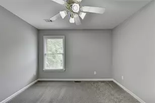 1053 Hawk Creek Trail, Lawrenceville, GA 30043 - Photo 25