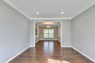 1053 Hawk Creek Trail, Lawrenceville, GA 30043 - Photo 7