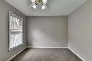 1053 Hawk Creek Trail, Lawrenceville, GA 30043 - Photo 23