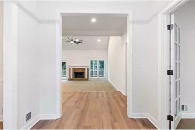 7470 Woodruff Way, Stone Mountain, GA 30087 - Photo 5