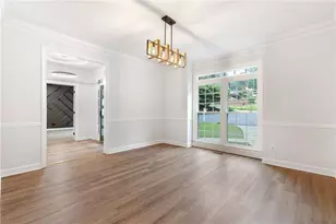 7470 Woodruff Way, Stone Mountain, GA 30087 - Photo 9