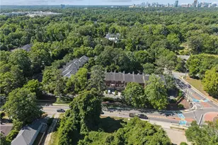 1194 Brookhaven Glen, Atlanta, GA 30319 - Photo 43