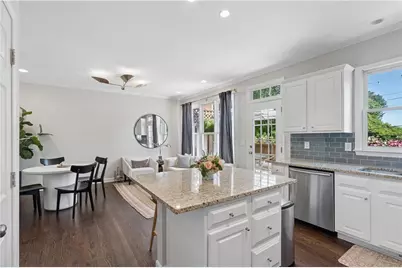 1194 Brookhaven Glen, Atlanta, GA 30319 - Photo 11