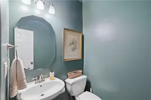 1194 Brookhaven Glen, Atlanta, GA 30319 - Photo 21
