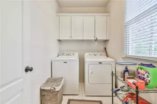 4309 Aldenham Way, Suwanee, GA 30024 - Photo 13