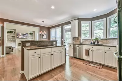 4309 Aldenham Way, Suwanee, GA 30024 - Photo 9