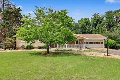 2053 Mozelle Drive, Marietta, GA 30062 - Photo 11