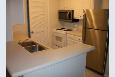 207 Granville Court, Sandy Springs, GA 30328 - Photo 5